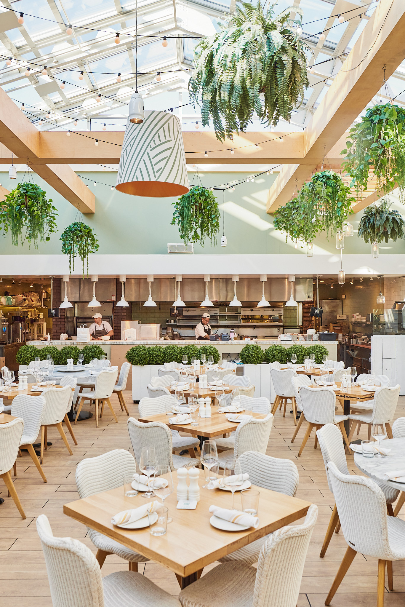 Summer House Chicago — 2023-11-10_SHLP_Interiors_0003.jpg
